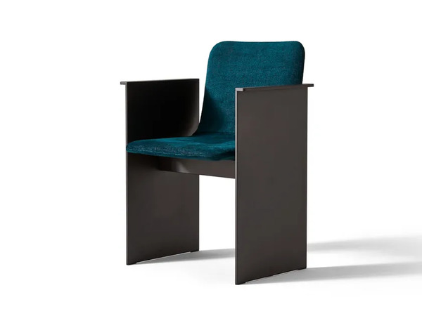  Cassina Flutz 