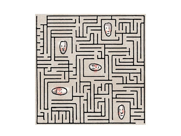  Qeeboo Carpet Labyrinth 