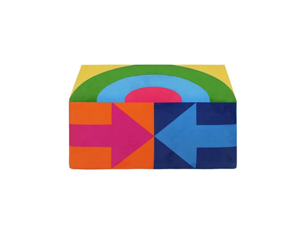  Qeeboo Connection 