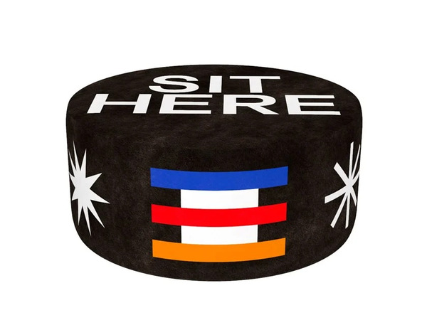  Qeeboo Sit Here 