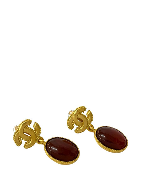  Chanel Pre-owned Boucles D'oreilles Fantaisie Pendantes Gripoix Ovales En Plaqué Or à Logo Cc Et Fermoir à Clip (1996) - Rouge 