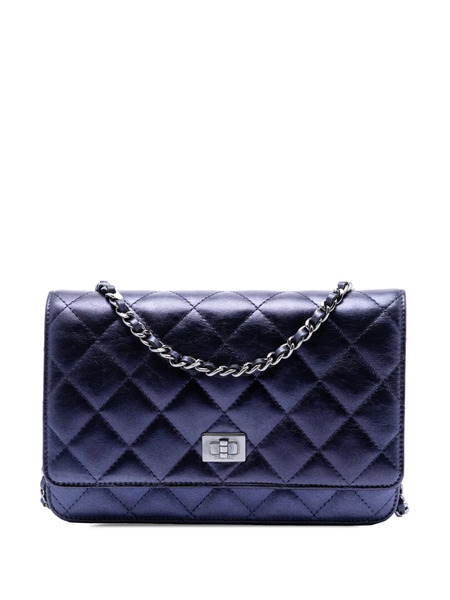  Chanel Pre-owned 2008-2009 Quilted Shiny Aged Calfskin Reissue 2.55 Wallet On Chain Crossbody Bag - Bleu 