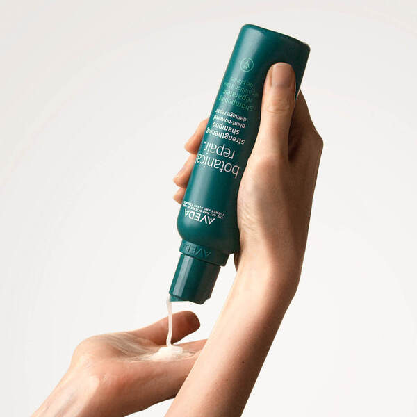 Aveda Botanical Repair Strengthening Shampoo 200ml 