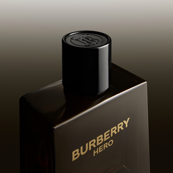  Burberry Hero Parfum Pour Homme 150 ml 
