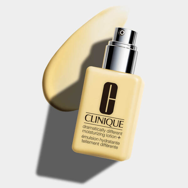  Clinique Dramatically Different Moisturizing Lotion+ Lotion Hydratante  - Bouteille De 125ml Avec Une Pompe 