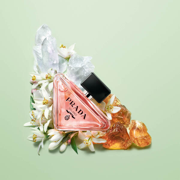  Prada Paradoxe Eau De Parfum 50 ml 