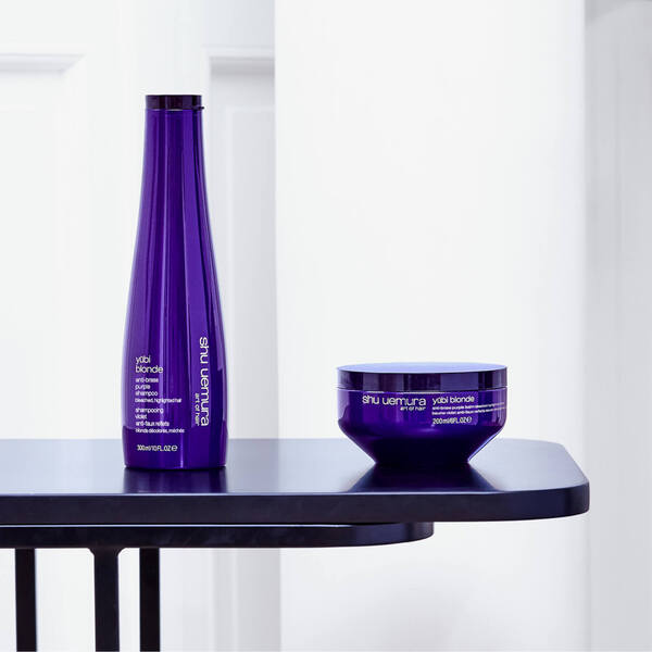  Shu Uemura Art Of Hair Yubi Blonde Shampooing Violet Anti-faux Reflets Pour Cheveux Blonds Décolorés Ou Méchés 300 ml 