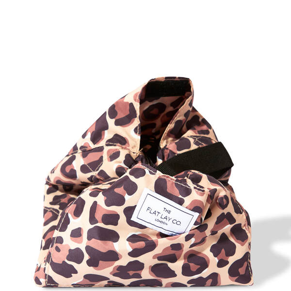  The Flat Lay Co. Drawstring Bag - Leopard Print 