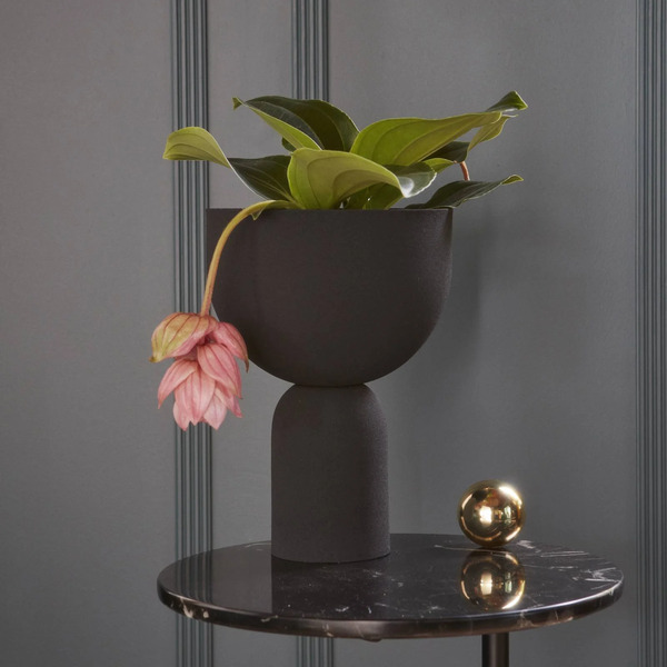  Aytm Aytm Pot De Fleurs Torus, Noir, ø 22 Cm, Hauteur 30,6 Cm, Fer 